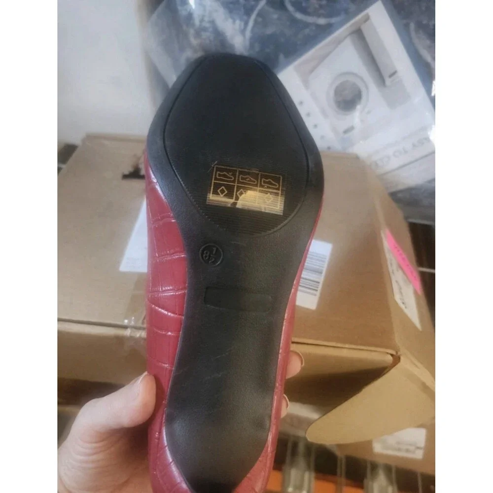 Journee Collection Red Croc Embossed Pointed Toe Stiletto Pump 8.5W